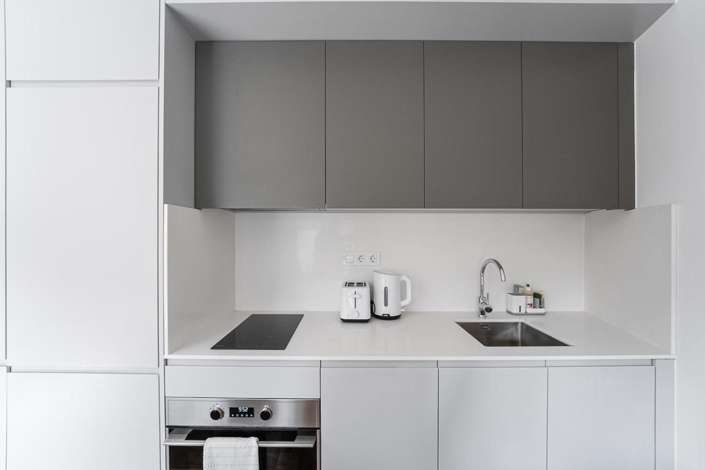 Guestready - Downtown Refuge With Private Parking Apartman Porto Kültér fotó