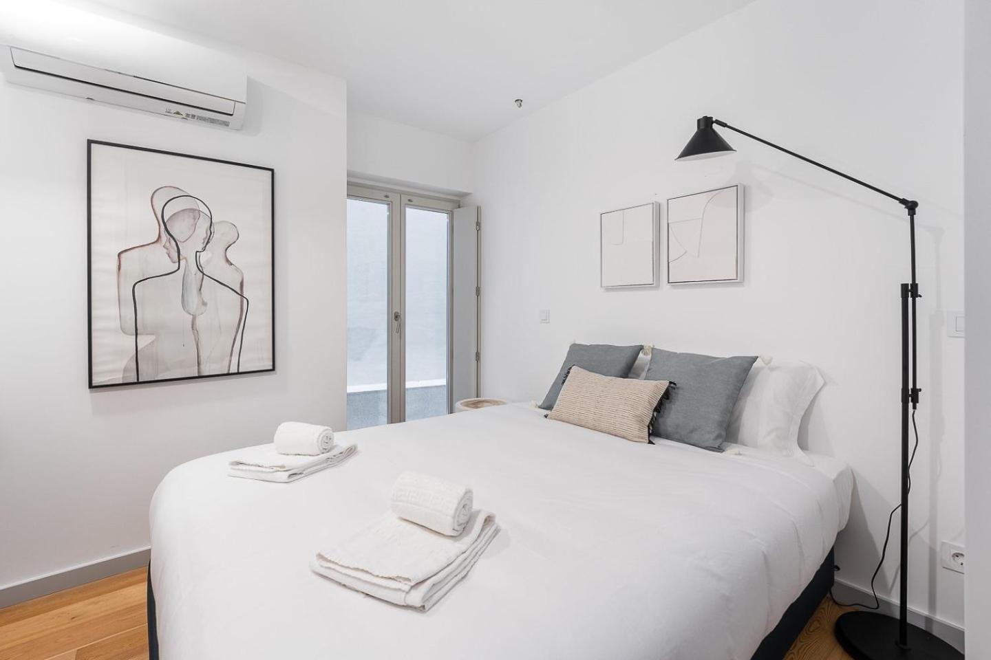 Guestready - Downtown Refuge With Private Parking Apartman Porto Kültér fotó